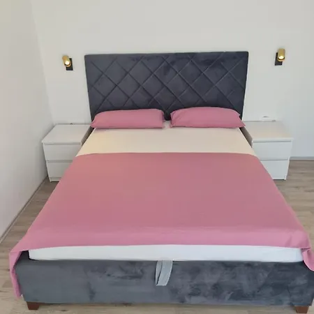 Pavlic Apartment Saplunara